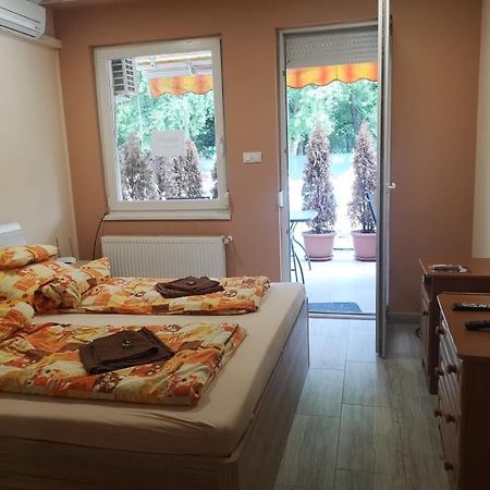 Relax Beach Apartman Hajdúszoboszló 外观 照片